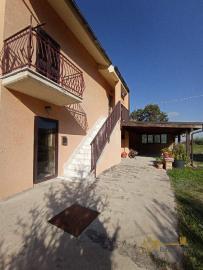 Private country house near the coast with land and seaview terrace. Italy | Abruzzo | Furci . € 165000 Ref.: FC3040 photo 30