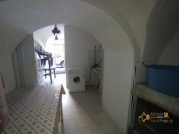 Traditional ready to move in town house with renovated cellar. San Buono. Img29