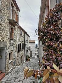 Pretty stone house with nice vaulted ceilings for sale. Italy | Molise | Tavenna . € 50.000 Ref.: TN3244 photo 11