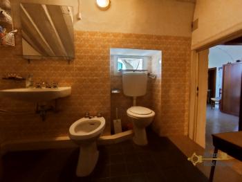 Incredible detached town house with terrace and private courtyard for sale. Italy | Abruzzo | Rapino . € 78.000 Ref.: RA5590 photo 42