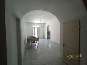 Large townhouse with panoramic view, garden and barn. Italy | Abruzzo | Castiglione Messer Marino . €42.000 Ref.:CMM3315 photo 30