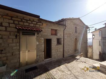 Cheap town house with panoramic view for sale in Abruzzo. Img22