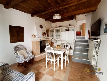 Renovated town house with panoramic terrace in Carunchio.