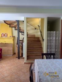 Habitable town house with a fireplace and cellar. Celenza Sul Trigno. Img3