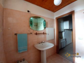 Two bedroom town house with garden and cellar. Agnone Img19