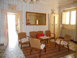 Sitting Room - Historic Palace in Colledimezzo, Italy