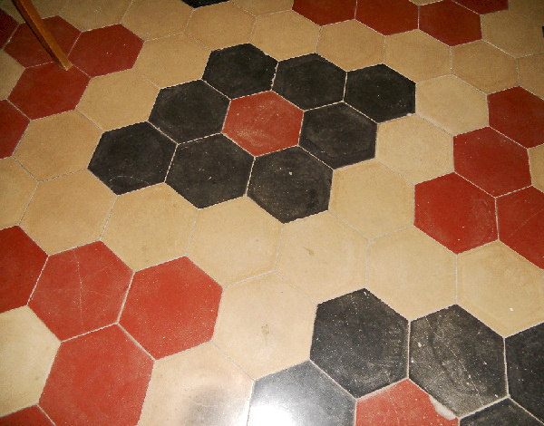 Traditional tiles Italian traditional tiles