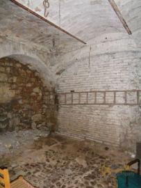 Habitable one bedroom stone house for sale. Palmoli, Abruzzo. Img27