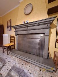 Four-bedroom traditional stone house with private garden. Agnone Img9