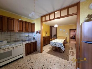 Four-bedroom traditional stone house with private garden. Agnone Img17