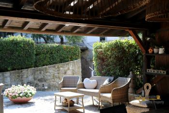 Stunning high-tech villa with heated pool, 4km to the beach. Img19