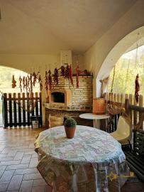 Pretty villa with a nice garden in very private location. Img20