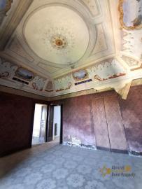 Elegant Historic Residence with Authentic Frescoes and Panoramic Views, near the Coast. Torino Di Sangro Img18