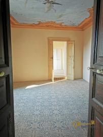 Elegant Historic Residence with Authentic Frescoes and Panoramic Views, near the Coast. Torino Di Sangro Img4