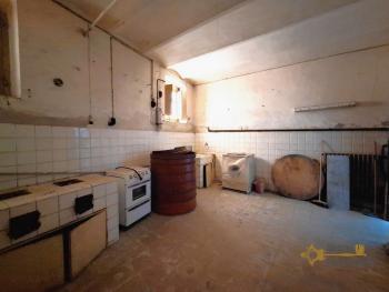 Elegant Historic Residence with Authentic Frescoes and Panoramic Views, near the Coast. Torino Di Sangro Img39