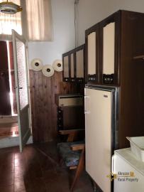 Four bedrooms town house with nice views. San Buono, Abruzzo. Img6