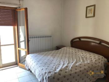 Four bedrooms town house with nice views. San Buono, Abruzzo. Img21