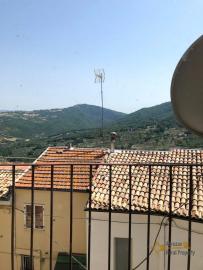 Four bedrooms town house with nice views. San Buono, Abruzzo. Img24