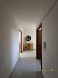 Ready to move in apartment with balconies and panoramic view. San Buono. Img4