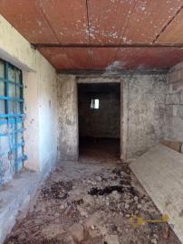 Ruin with land in the outskirt of Guilmi with mountain view for sale. Img17