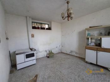 Ruin with land in the outskirt of Guilmi with mountain view for sale. Img26