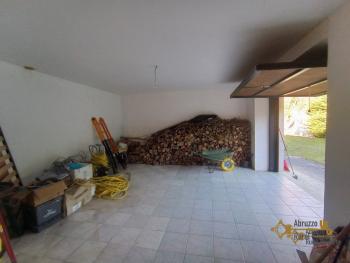 Four-bedroom cottage surrounded by 6000 sqm of land and woodland. Carpineto della Nora Img44