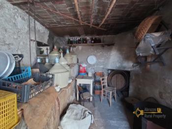 Panoramic stone house with balconies, terrace and cellars. San Buono. Img33