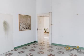 Beautiful 215 sqm apartment part of an historic palazzo. Img19