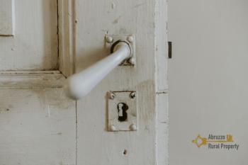 Beautiful 215 sqm apartment part of an historic palazzo. Img36