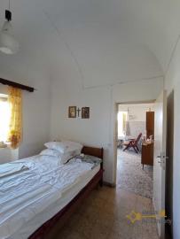 Cheap town house with cellars for sale in Rapino, Abruzzo. Img21