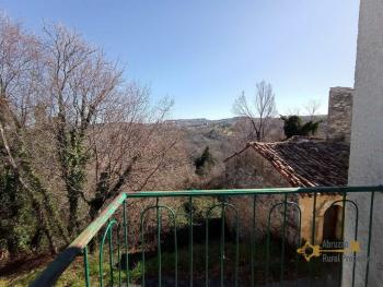 Cheap town house with cellars for sale in Rapino, Abruzzo. Img6