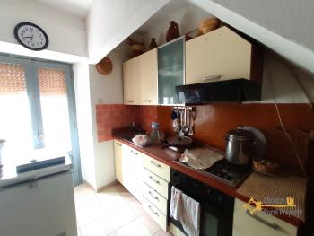 Petite one bedroom town house with garage. Acquaviva Collecroce