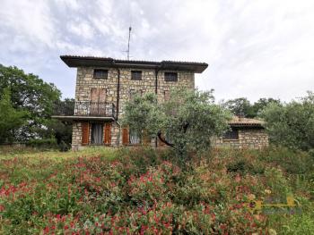 Beautiful four bedroom villa completely made of stone. Italy | Abruzzo | San Buono . €225.000 Ref.:SB2010 photo 8