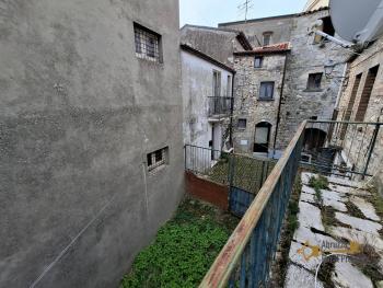 Traditional stone house with garden near the coast. Tavenna. Img13