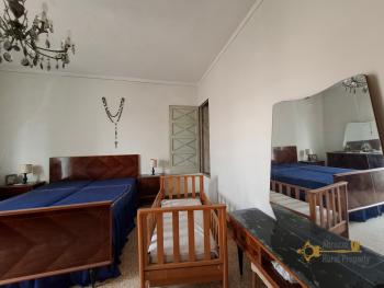 Large four bedroom townhouse with balcony. Celenza Sul Trigno. Img24