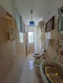 Detached town house with garage and small garden. San Buono Img12