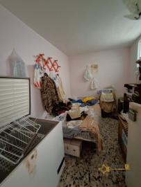 Detached town house with garage and small garden. San Buono Img13
