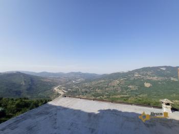 Large town house with beautiful panoramic terrace and cellar. Img19