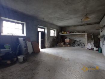 Detached country house with panoramic terrace, garage and garden. Img32