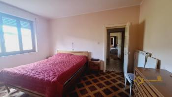 Detached country house with panoramic terrace, garage and garden. Img23