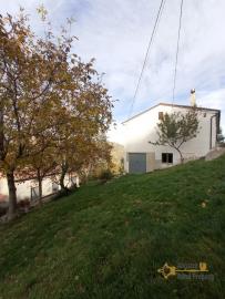 Detached country house with panoramic terrace, garage and garden. Img29