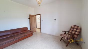 Detached country house with panoramic terrace, garage and garden. Img12