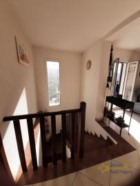 Recently restored town house with panoramic view. Colledimezzo Img35