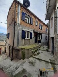 Recently restored town house with panoramic view. Colledimezzo Img60
