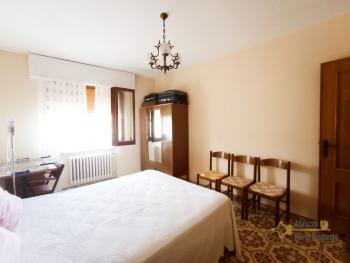 Large town house in perfect condition for sale in Abruzzo. Img29