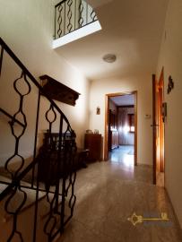 Large town house in perfect condition for sale in Abruzzo. Img23