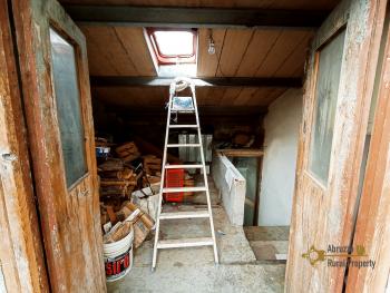 Two-bedroom town house with panoramic terrace and cellar. Castiglione Messer Marino Img25