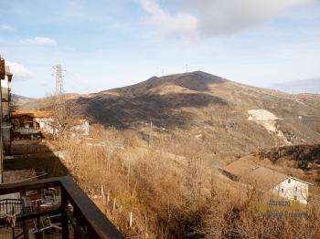 Town house with panoramic view and small back garden for sale. Img27