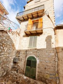 Charming three-bedroom stone house with mountain view and a cellar. Castiglione Messer Marino Img37