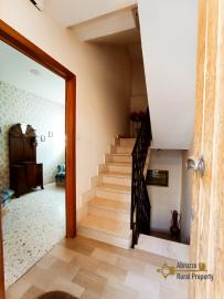 Charming three-bedroom stone house with mountain view and a cellar. Castiglione Messer Marino Img16